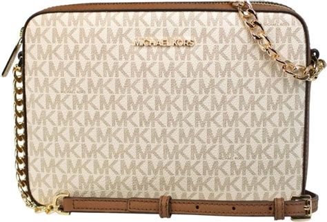 Fake Check: ecco come riconosci una vera borsa Michael Kors